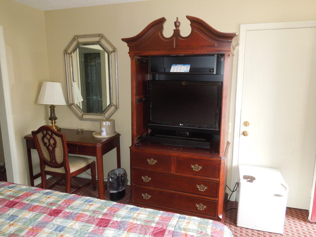 Americas Best Value Inn Chillicothe Bagian luar foto
