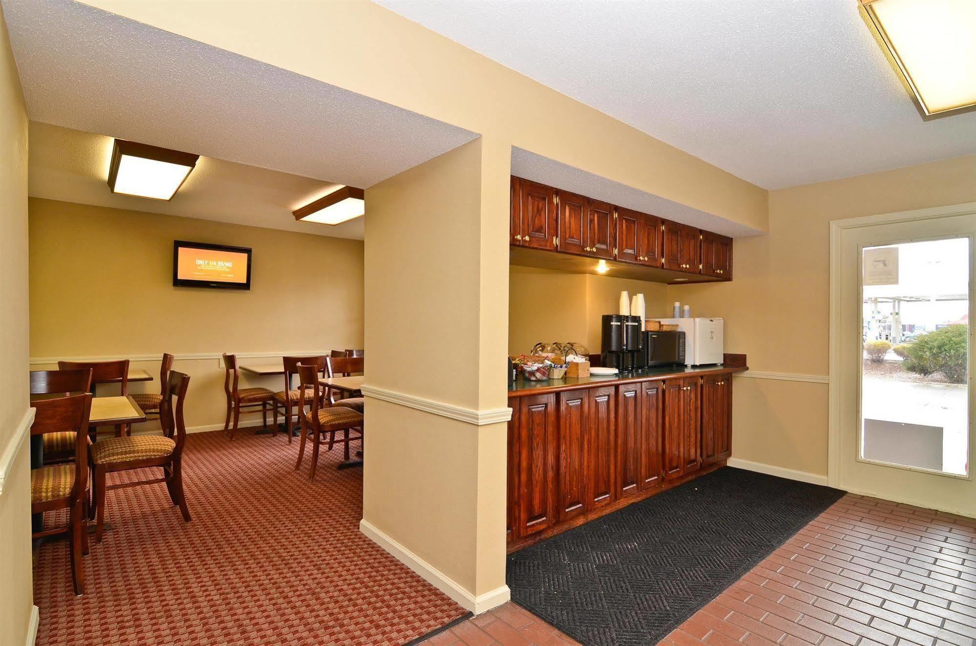 Americas Best Value Inn Chillicothe Restoran foto